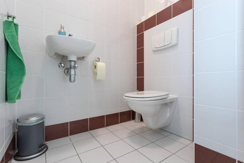 Bright Apartment In Hip & High Quality Neighborhood Вена Экстерьер фото